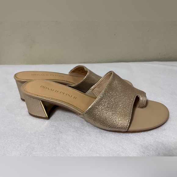 Donald Pliner Melrose Vintage Metallic Low Heels Platino size 8 - Picture 10 of 11